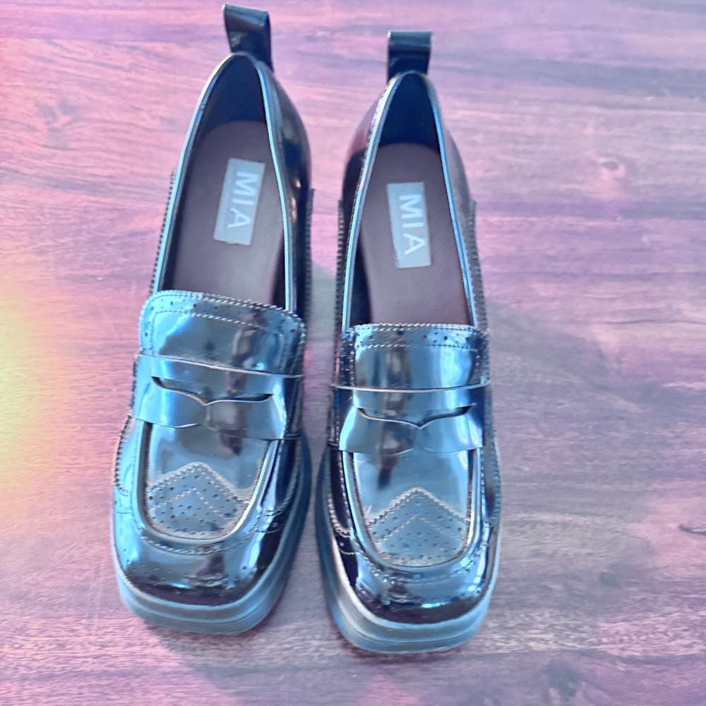 MIA Women's Shiny Black Loafers platform